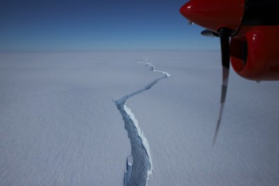 В Антарктиде откололся ледник с площадью больше, чем Самара