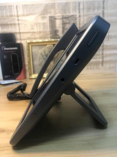 Стационарный смартфон на базе ОС Android